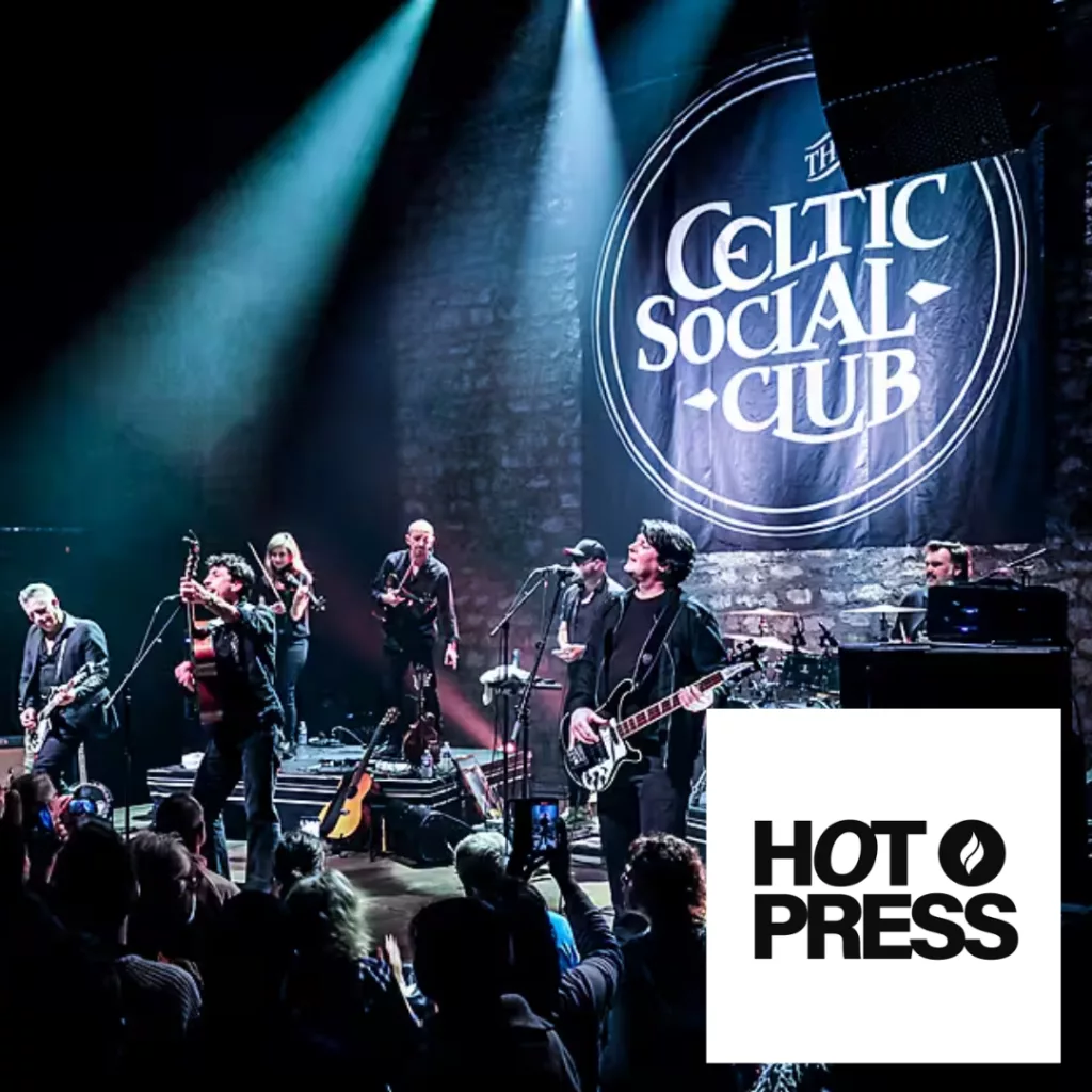 The Celtic Social Club on stage. Credit : Brigitte Leforestier